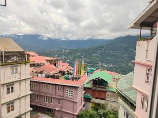 Hotel vaisravana - 1