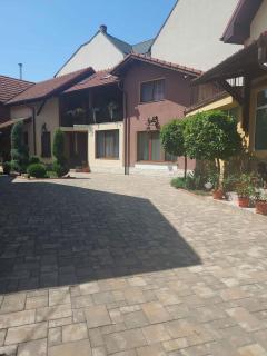 The Cozy Backyard Home- satu Mare - 0