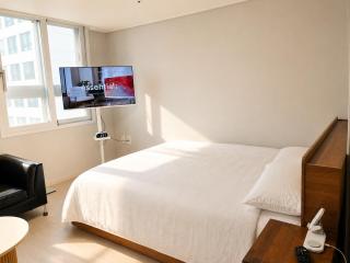Black House - 2