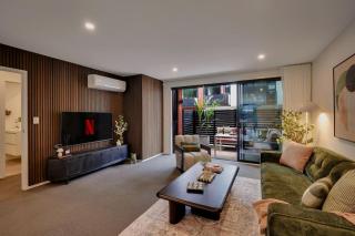 Luxe City Villa, Golf Green, Projector -By KOSH - 2