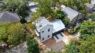 Modern Light Filled Casita - 4