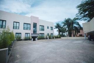 Peaceful 2BR Pool Ridgeview Court - 7