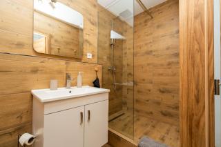 Luxapartment Jacuzzi with Breakfast option - 8