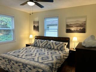 Charloe 2 Bedroom Family House - 6