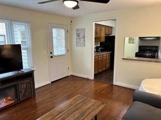 Charloe 2 Bedroom Family House - 3
