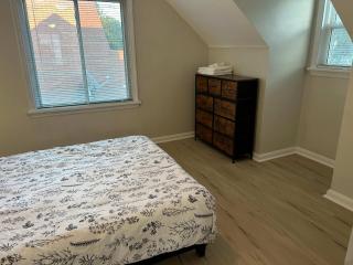 Kanauga 4BR 1Bath Near Cincinnati Attractions - 3
