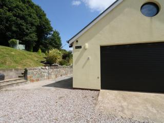 Ettrick Cottage - 8