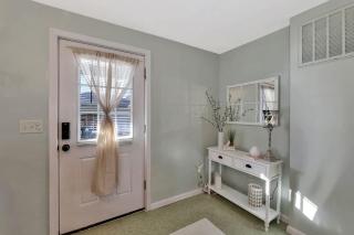 Private 1Bed 1Bath Lavender Cottage - 3