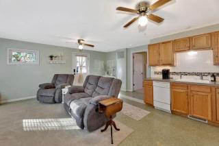 Private 1Bed 1Bath Lavender Cottage - 6