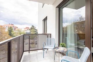 Central - Balcony - Comfort and Calm Hideaway - 9