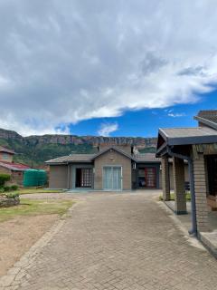 Lapaleholo Guesthouse - 1