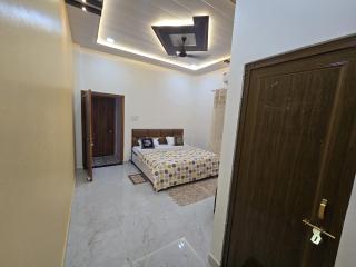 Kartikeya Guest House - 1