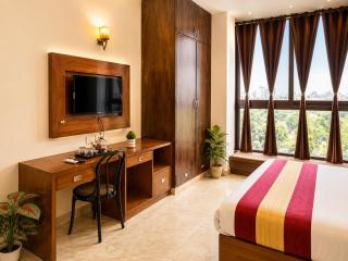 The White Casa Front Executive Stay - Near HUDA City Centre - 9