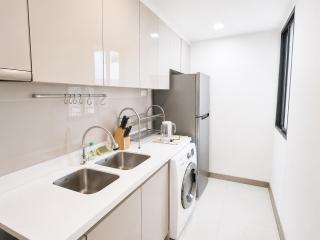 2 Bedroom with rooftop pool Sukhumvit BTS Nana - 8