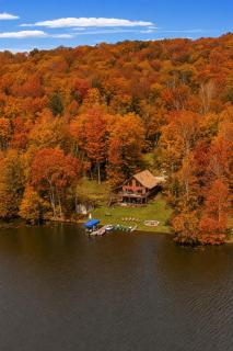 Lakefront Home Fast WiFi and Workspace, stay the week - 7