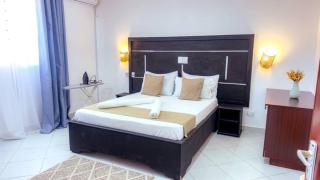 Sunny Diani Getaway Pool AC Steps to Beach - 9