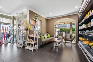 Lux Cairns - Tropical Stays Cairns - 3