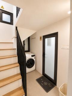 Chill House Spacious 2BR Home near Hoan Kiem and Hanoi Railway Station - 1