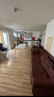 Charming 6-bed Horfield home - 1