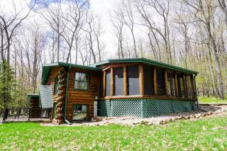 Rib Mountain Cabin - 3
