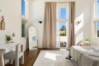 3BR 2.5BA The Orcas Parkside- In Seward Park, near the lake - 8