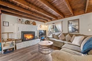 Keep Tahoe Cozy - 9