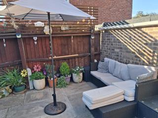Home from home Single or double room Netflix or Virgin TV Wifi & free parking - 5