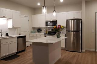 Fresh Apartment with Heated Underground Parking - 0