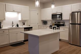 Fresh Apartment with Heated Underground Parking - 9