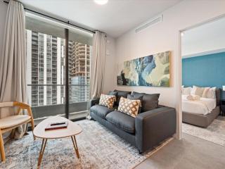 First 2506 Skyline Essence Living - 9