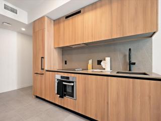 First 2506 Skyline Essence Living - 4