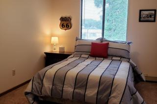 Quiet Room for a Long-Term Guest - 0