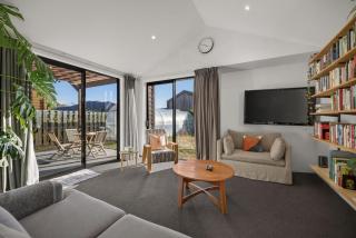 Abode on Lauder street - 1
