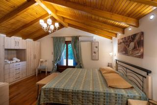 Aura Sea & Shadow Villa, Aigio - 4BR by ΜΡS - 1
