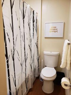 Quiet Renovated Room 3 - 2
