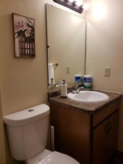 Spacious Renovated Room 4 - 2