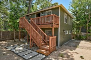 SoCo BoHo Bungalow 2 for 4 Guests - 7