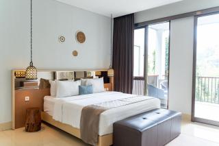 Mentari Hill View Villa 8 Bedrooms With a Private Heated Swimming Pool and a Movie Room and a Billiard Table - 1