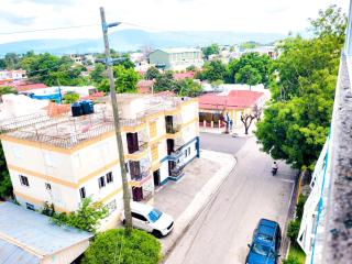 Hotel Yireh Grand Suites - 7