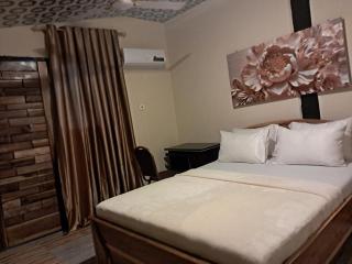 Immanuel Victory Hotel & Restaurant - 2