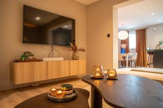 North Nest Signature Apartment - 7