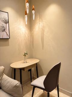 Private Luxurious & Cozy Studio by Aura Stays - Ghaziabad - 8