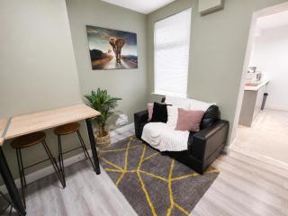 Room 3 Shared house 5 min from Sefton Park - 2