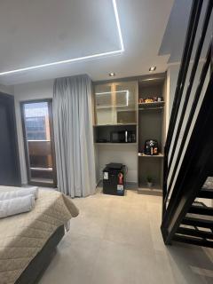 Duplex com Jacuzzi Privativa: O Escape Perfeito - 7