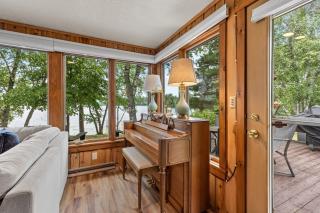 Lakefront Brainerd Cabin w Deck, Fire Pit - 4