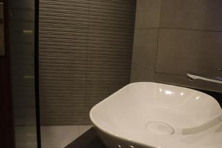 Master Suite with Private Oasis Garden in New Cairo - 8