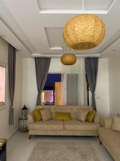 villa with pool - 2