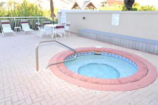 Palm Court Yacht Club 312 - Gorgeous condo with shared pool private laundry and sound views - 8