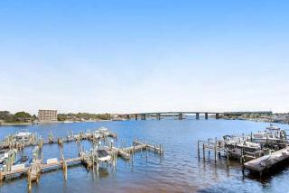Palm Court Yacht Club 312 - Gorgeous condo with shared pool private laundry and sound views - 5
