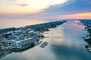 Palm Court Yacht Club 312 - Gorgeous condo with shared pool private laundry and sound views - 4